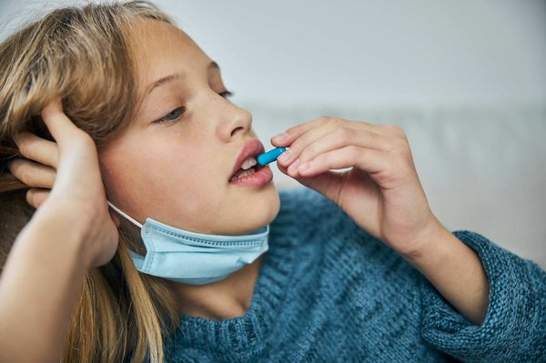 ¿Cómo identificar y tratar una infección en las orejas de mi perro?